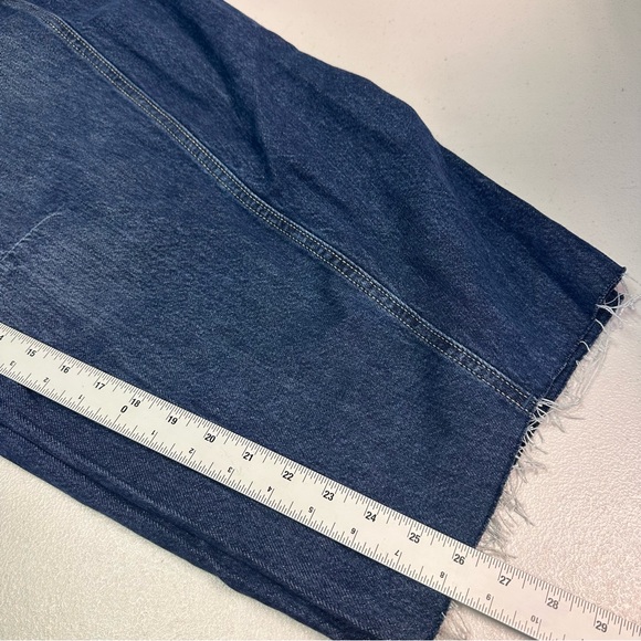 Universal Thread Relaxed Fit Dark Blue Jeans - Picture 7 of 8